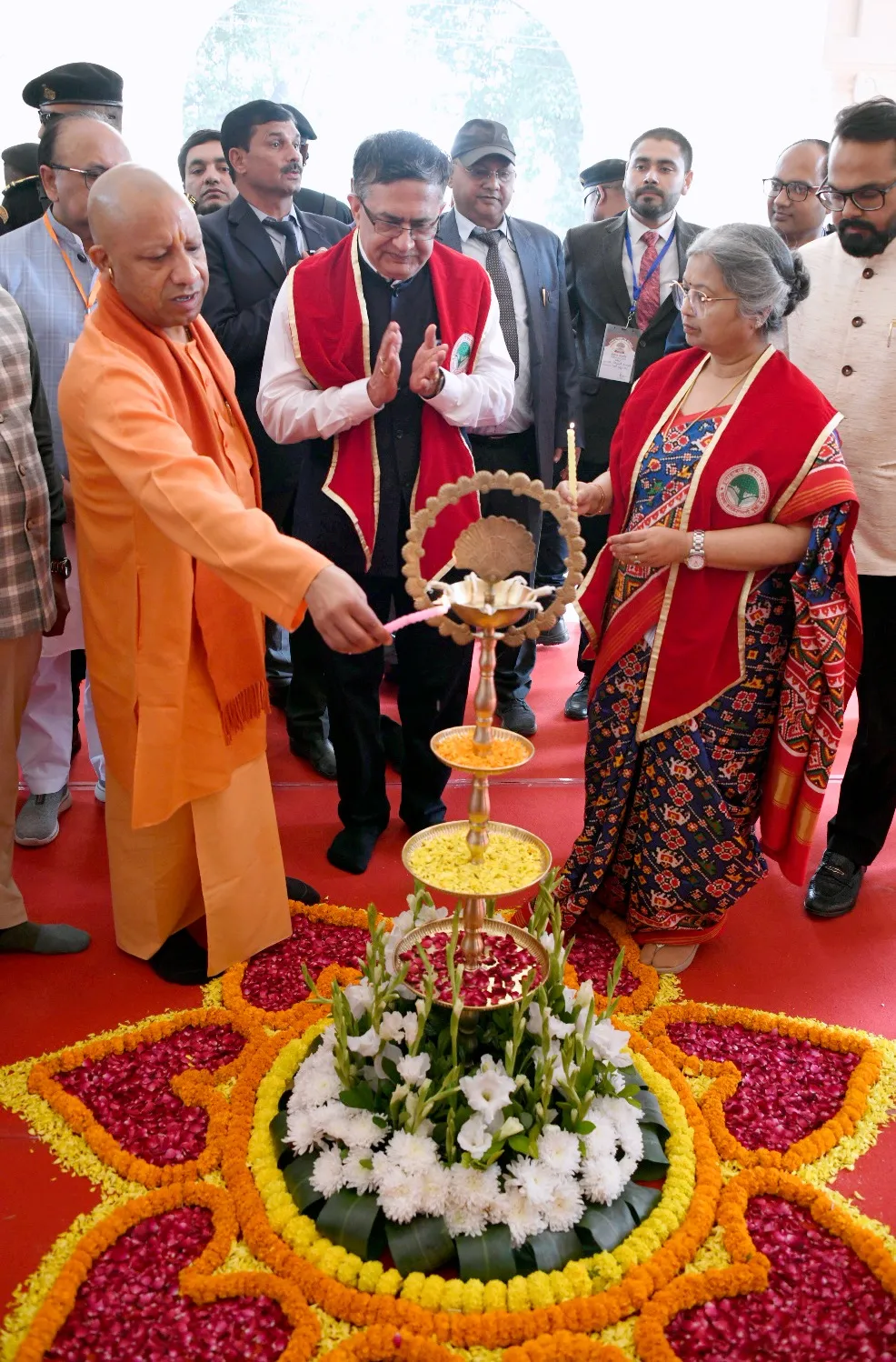 जाति, मत और मजहब के आधार पर युवा शक्ति को बांटने वाले, भारत की ऊर्जा को बांटने का कर रहेअपराध।