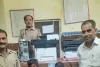 जीआरपी पुलिस टूण्डला ने बच्चों को मिलाया माता-पिता से