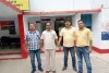मिल्कीपुर: एंटी करप्शन टीम ने रिश्वत लेते लेखपाल बिन्धा प्रसाद को पकड़ा, टीम पूछताछ में जुटी