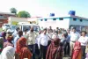 मिल्कीपुर में कारवाई न होने से तिलमिलाई महिलाओं ने डी डी सी का रोका वाहन