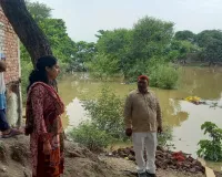  बाढ़ प्रभावित गांव का ज्वाइंट मजिस्ट्रेट ने किया निरीक्षण