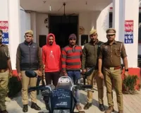 कुशीनगर : ये यूपी पुलिस है बिहारी बाइक लिफ्टरों को मिली कड़ी सबक 