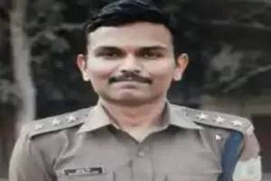 दो पुलिसकर्मियों को मेडल फॉर एक्सीलेंस इन इन्वेस्टिगेशन