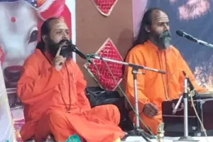 श्री हरि कथा का तीसरा दिन सुनने के लिए सैकड़ो की संख्या में पहुंचे भक्त