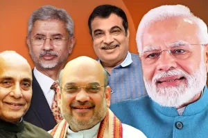 मोदी सरकार में मंत्रालयों का बंटवारा, मनोहर लाल खट्टर को 2,अश्विन वैष्णव रेल व सूचना प्रसारण मंत्री