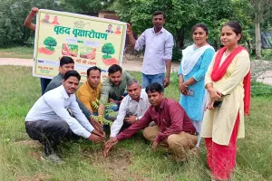 पर्यावरण सन्तुलन बनाए रखने के लिए करना होगा वृक्षारोपण : बीडीओ