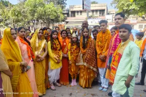 श्री राम मंदिर की पहली वर्षगांठ पर युवा समाजसेवी ने निकाली भव्य शोभा यात्रा