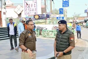 पुलिस आयुक्त ने कल्याणपुर में किया यातायात व्यवस्था का निरीक्षण 