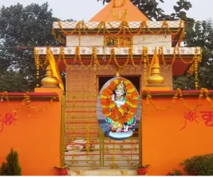 पी.एन सिंह ने भव्य मंदिर में कृष्ण जी एवं शिव जी का कराया प्राण प्रतिष्ठा की स्थापना